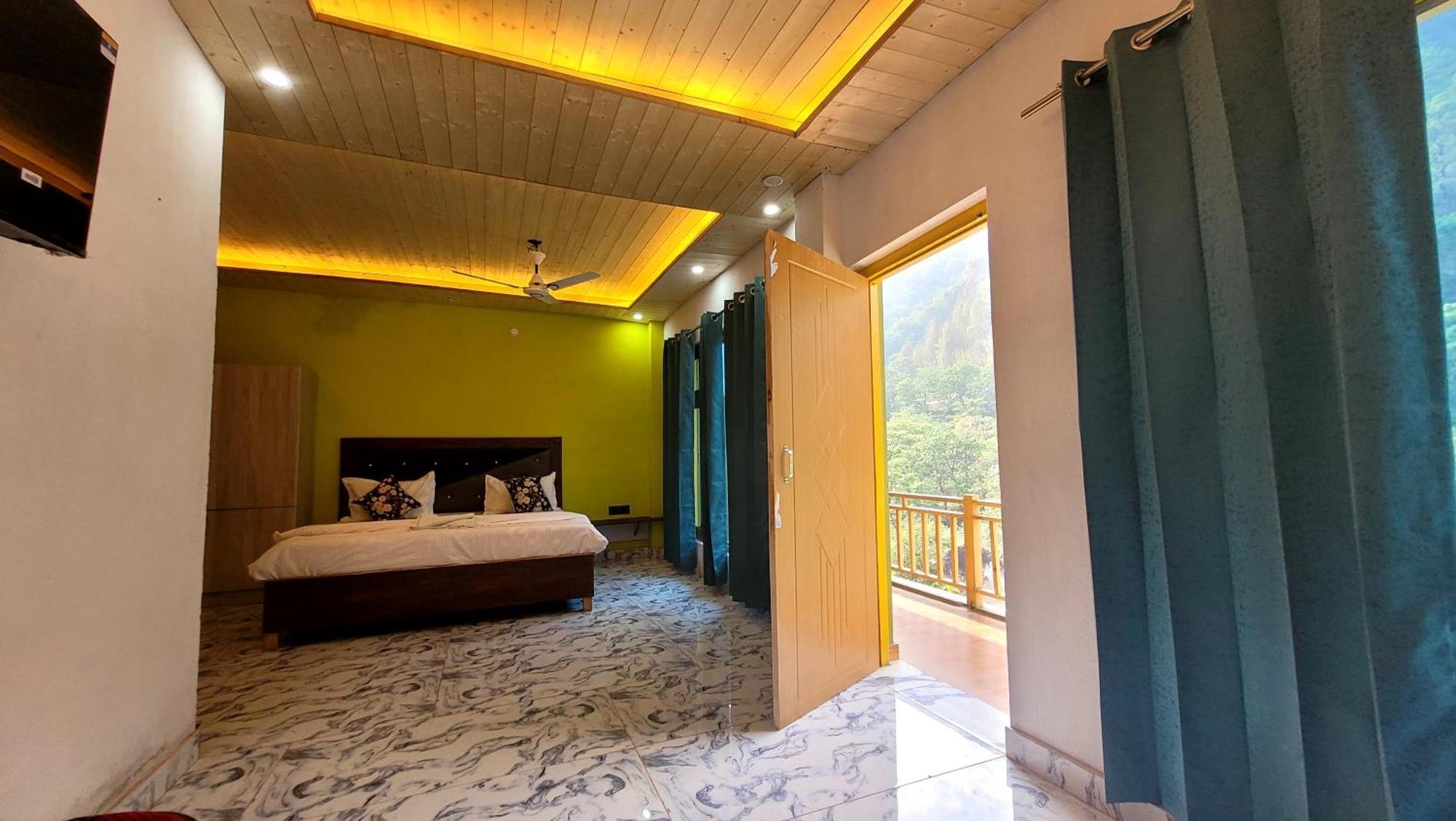 Hotel Mountmemory , Barkot-Yamunotri Zewnętrze zdjęcie